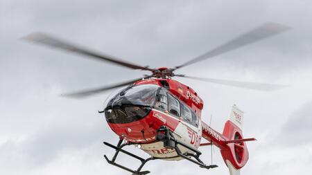 Vollsperrung nach Unfall auf A5 – kilometerlanger Stau