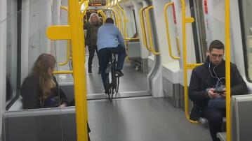 Warum man in der U-Bahn kein Fahrrad fahren sollte