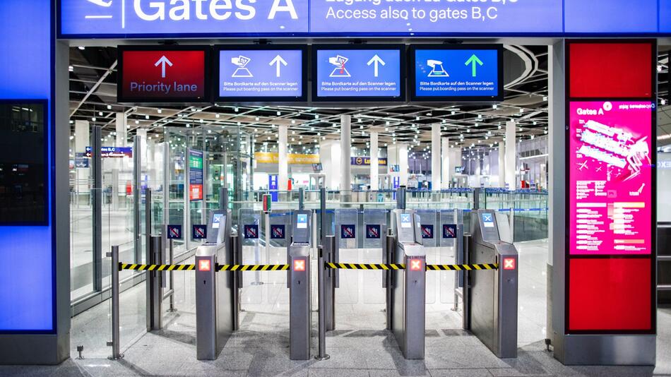 Warning strike at Düsseldorf airport