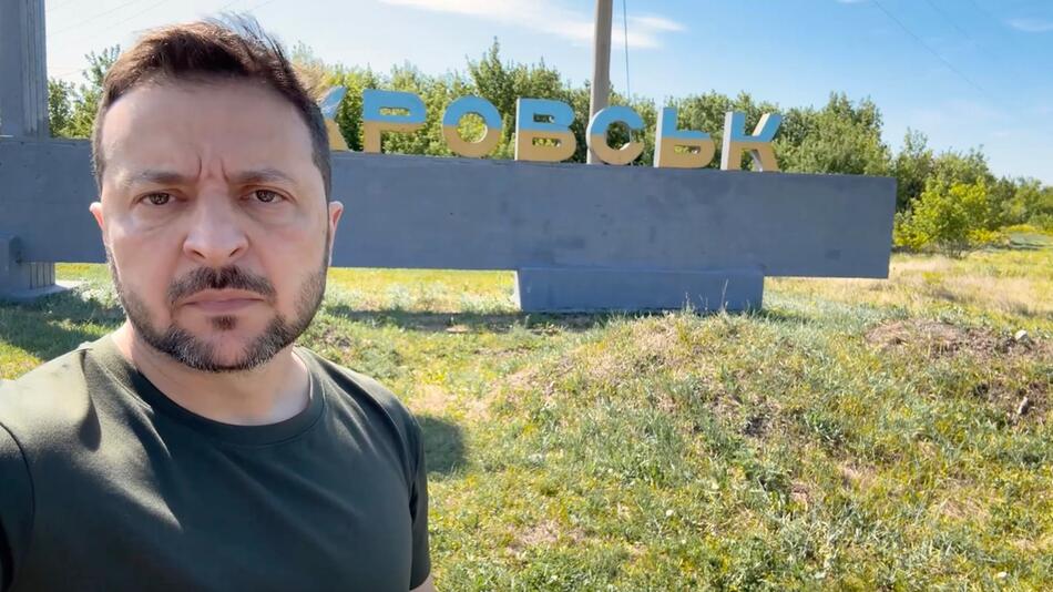 Präsident Wolodymyr Selenskyj bei einer Videobotschaft