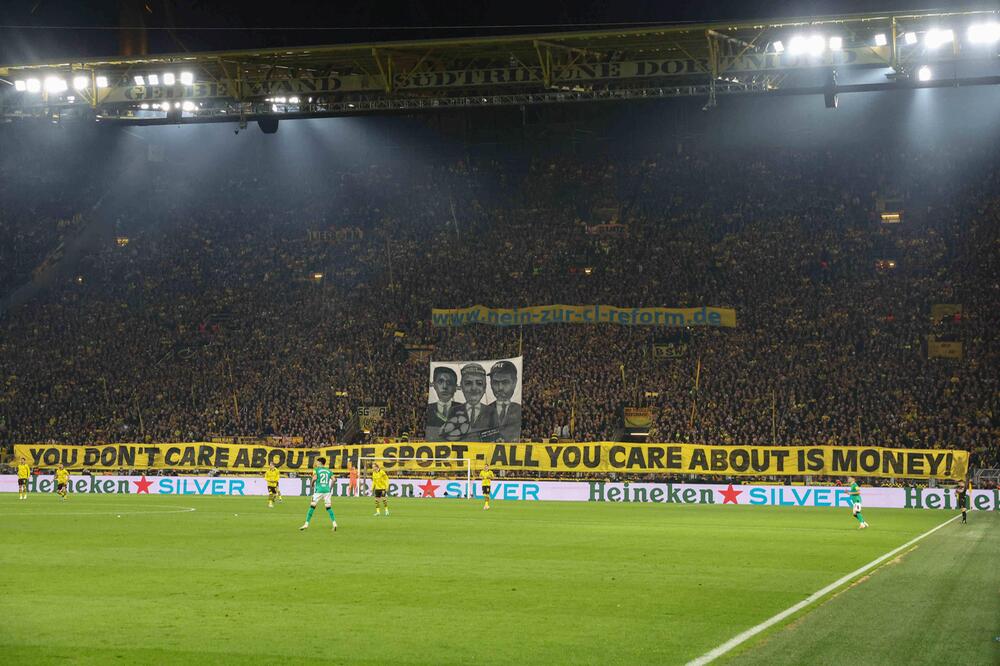 Die Protestaktion der BVB-Fans.