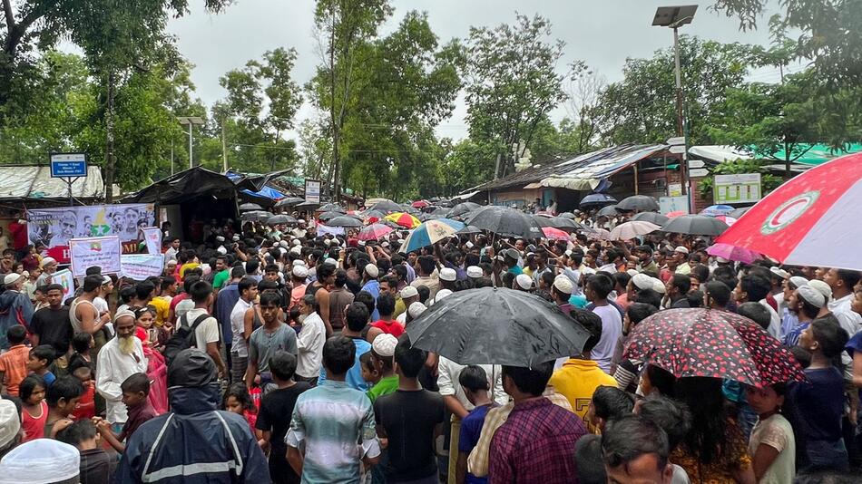 Rohingya-Flüchtlinge protestieren am Jahrestag ihrer Flucht