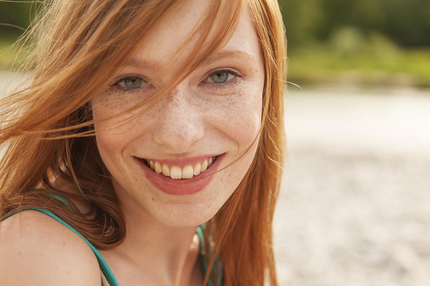 Redhead Swallowing