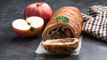 Knuspriger Bratapfelstrudel für die Winterzeit
