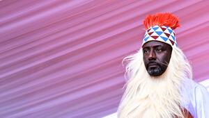 Nachrichtensprecher in Uganda zum König von Tooro gekrönt