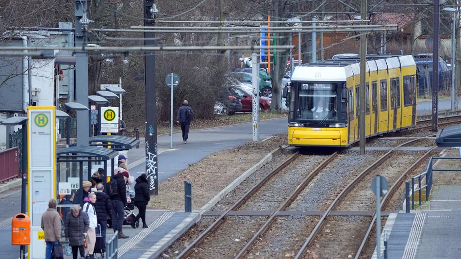 Stadtansicht Berlin - Straßenbahn