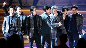 BTS standen 2022 zuletzt alle gemeinsam auf der Bühne, hier bei den Grammy Awards.
