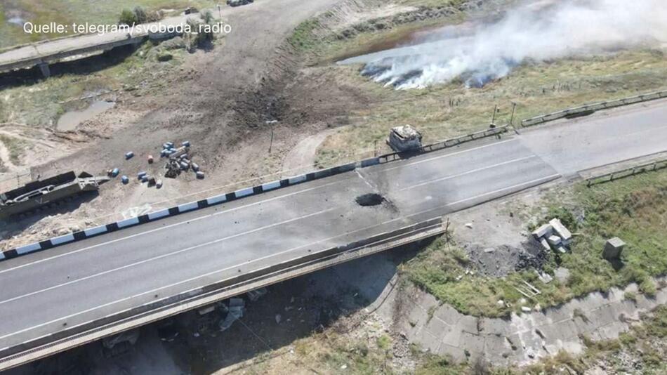 Krim-Brücken angegriffen