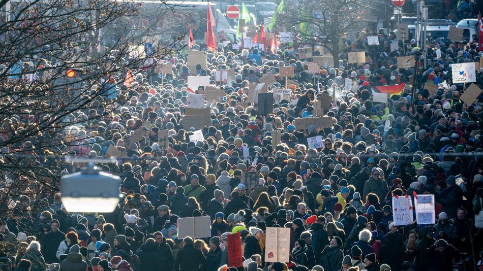 Demonstrationen gegen Rechtsextremismus