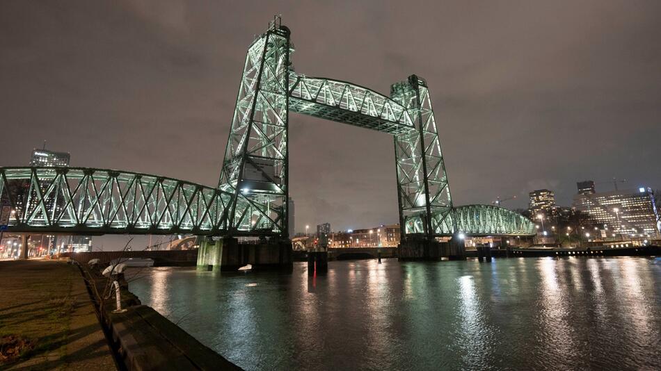 Historische Brücke in Rotterdam
