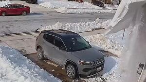 Frau filmt Dachlawine mit dem Handy – das geht beinahe schief