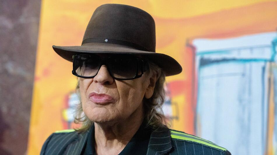 Ein Kunstwerk von Udo Lindenberg hat eine hohe Summe eingebracht.