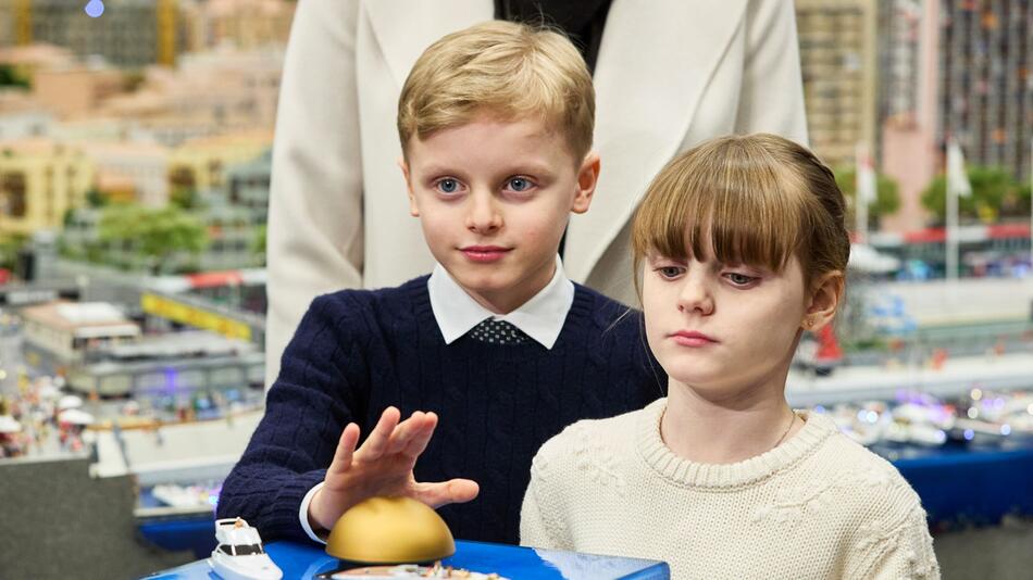 Fürst Albert II. von Monaco mit Familie in Hamburg