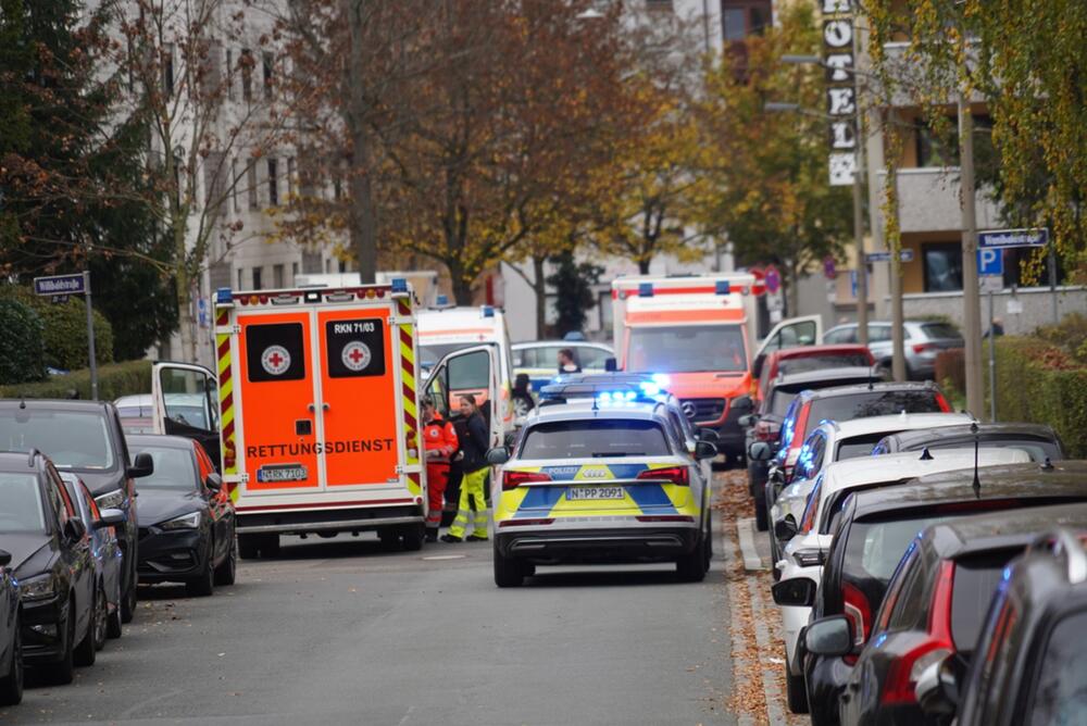 Mann stirbt nach Schuss aus Polizeiwaffe