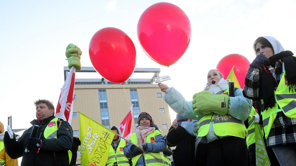 Warnstreiks an Unikliniken im Norden