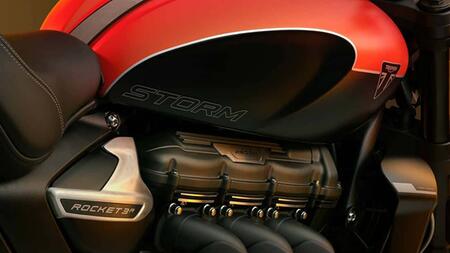 Triumph Rocket 3 Update für 2026: Neuer Lack für 2,4 Liter Hubraum