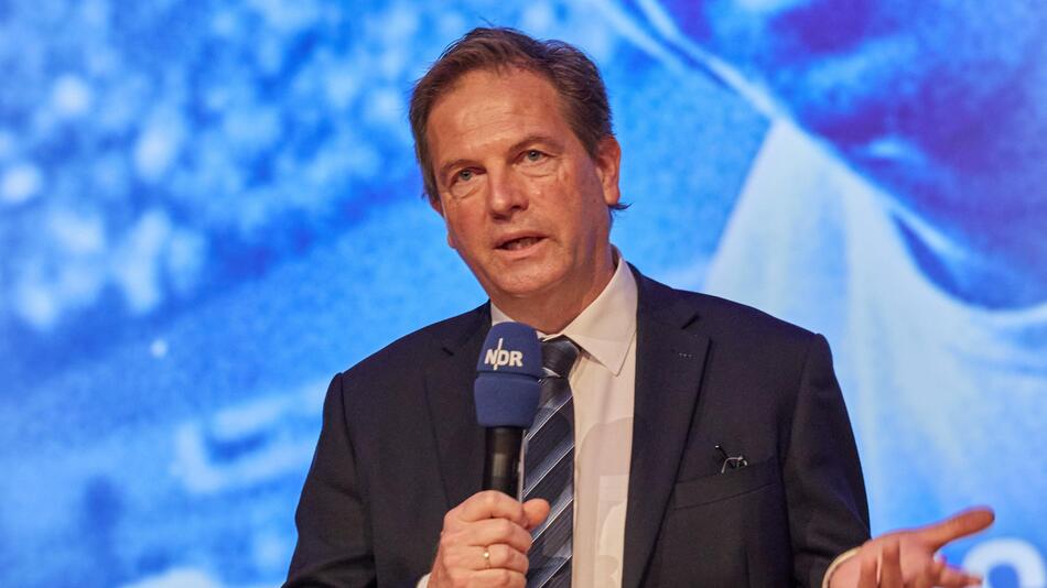 Gerd Gottlob bleibt Sportchef des NDR