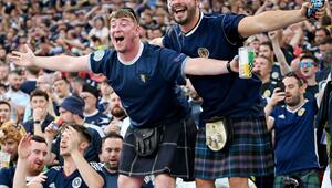 Schottische Fußball-Fans bei der EM 2024