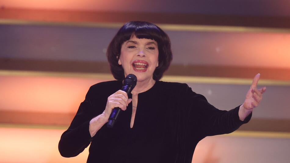 Mireille Mathieu startet letzte große Tour in Deutschland