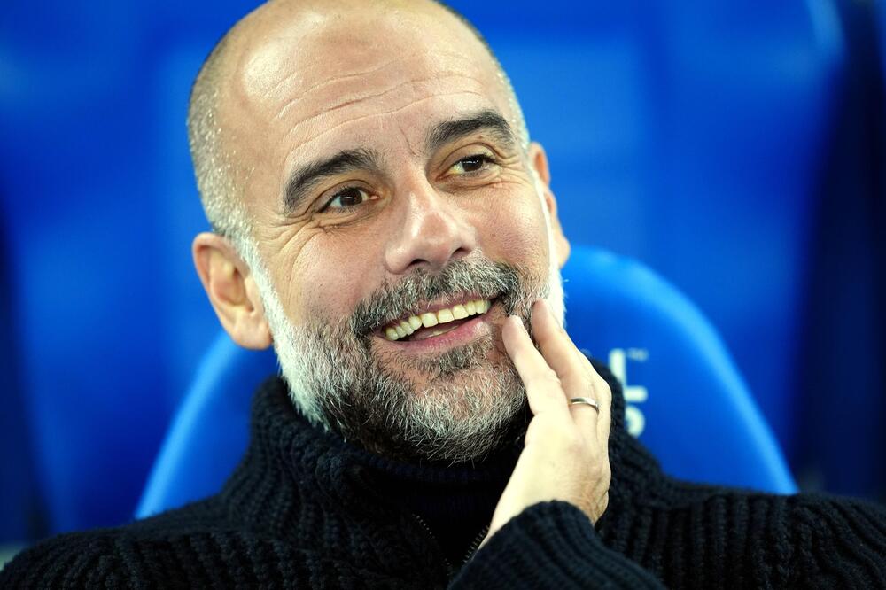 Pep Guardiola hat seinen Vertrag bei Manchester City verlängert