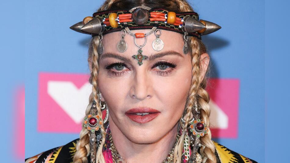 Madonna nimmt nun endlich ihren Film in Angriff.