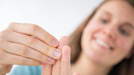 Was wir selbst für gesunde Fingernägel tun können