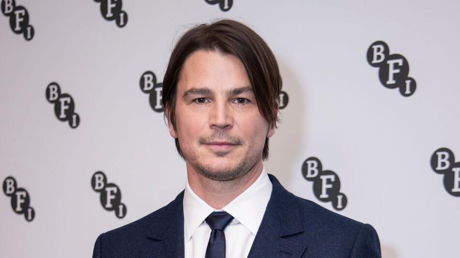 Josh Hartnett