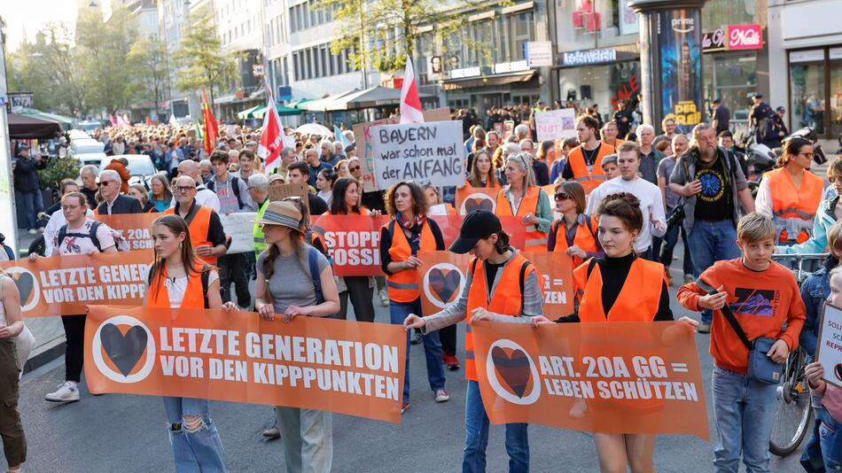 Protestmarsch der Letzten Generation in München
