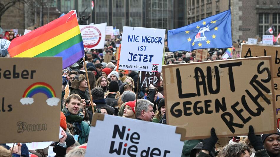 Demonstrationen gegen Rechtsextremismus – Bremen