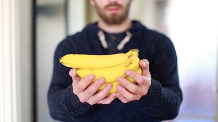 Mit einem einfachen Trick werden Bananen nicht so schnell braun