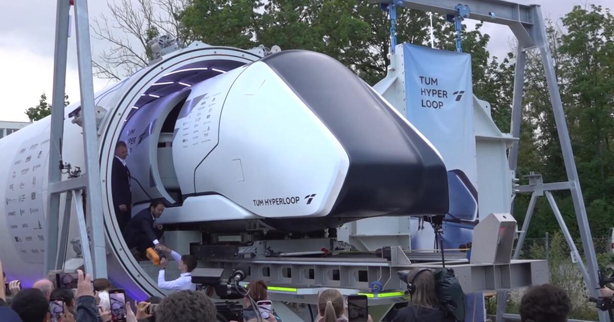 Rohrpost für Passagiere: Hyperloop-Teststrecke in Bayern eröffnet | 1&1