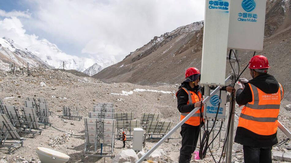 5G, Mount Everest