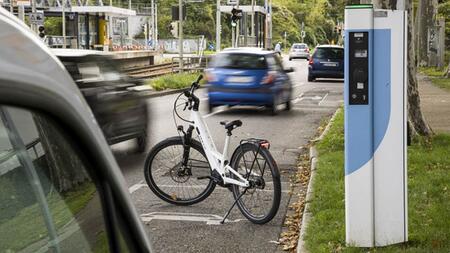 Es gibt keine dummen Fragen!: Darf ich mein E-Bike an der E-Auto-Ladesäule laden?