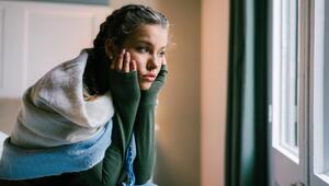 Frau traurig Zuhause