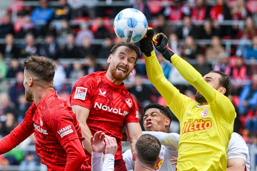 Jahn Regensburg - 1. FC Kaiserslautern