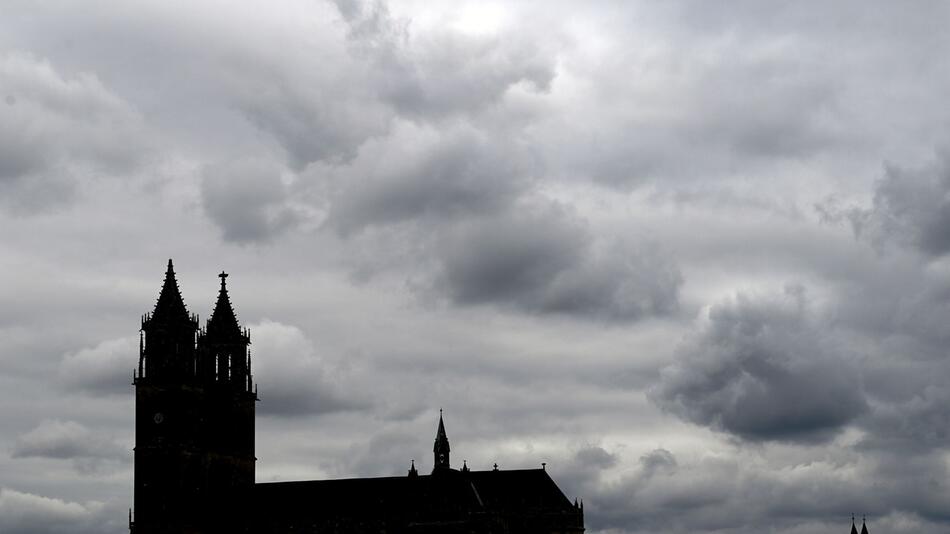 Dicke Wolken über Sachsen-Anhalt