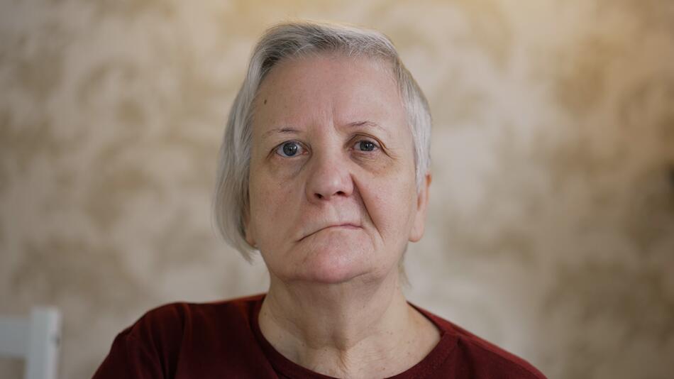 Wie Sie mithilfe des FAST-Tests einen Schlaganfall erkennen - Video | 1&1