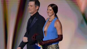 Über das Outfit von Shailene Woodley - hier mit ihrem Kollegen Peter Krause - wird in den ...