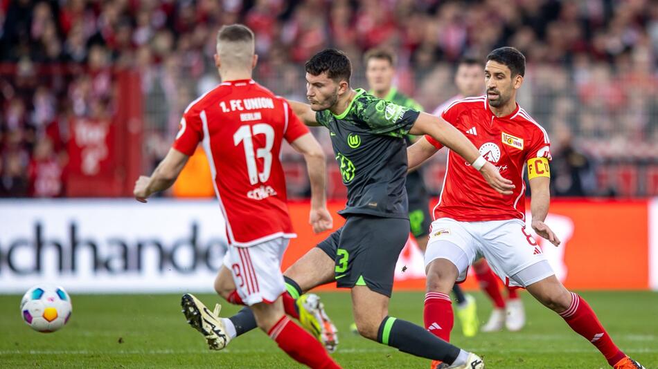 Sebastiaan Bornauw und Rani Khedira (r.)