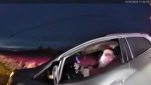 Verkehrskontrolle: Weihnachtsmann zu schnell und bewaffnet unterwegs