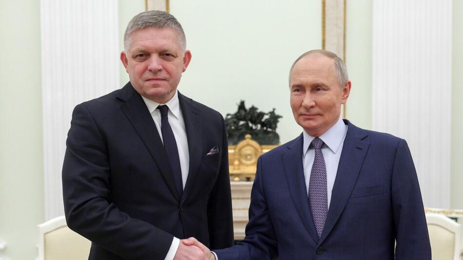 Robert Fico und Wladimir Putin