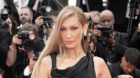 Bella Hadid meldet sich mit besorgniserregenden Klinik-Fotos