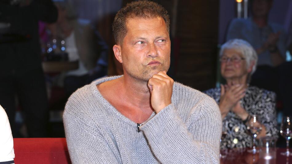 Til Schweiger, Jan Böhmermann, Facebook