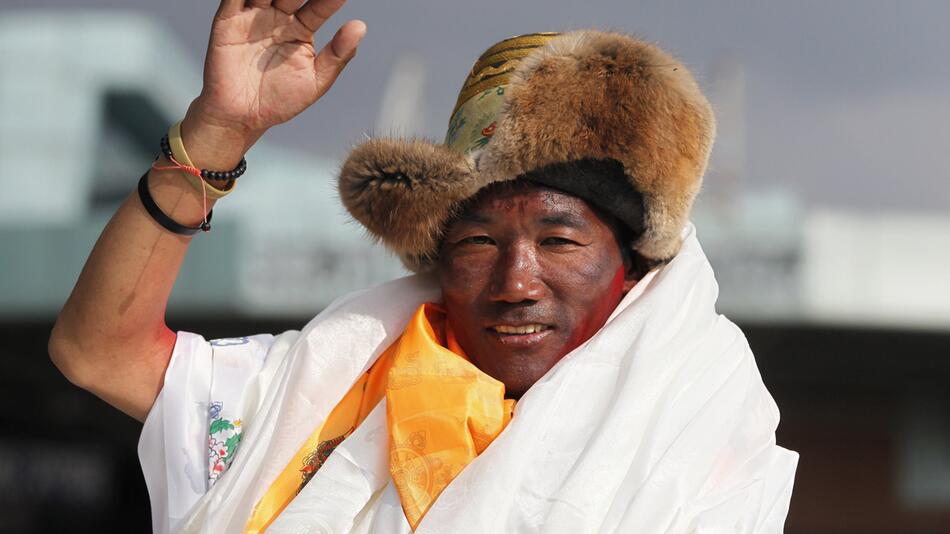 Sherpa besteigt Everest zum 23. Mal