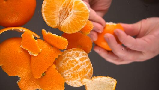 Orangen-, Zitronen- und Mandarinenschalen: In welchen Müll gehören sie?