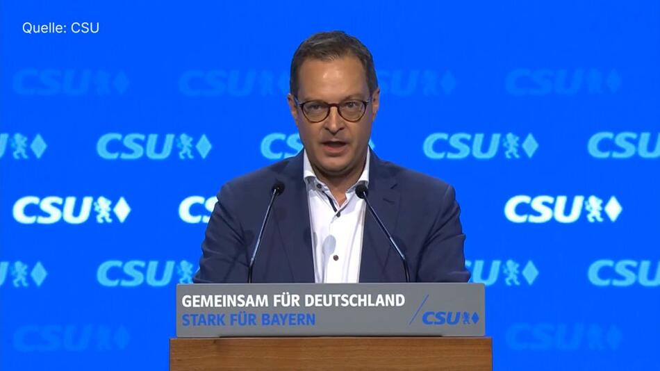 Leitanträge beschlossen: CSU-Parteitag fordert Asyl-Obergrenze und Wehrpflicht