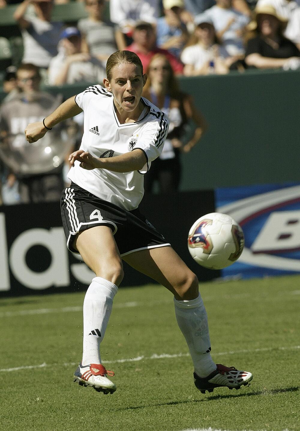 Nia Künzer wird zur entscheidenden Figur im WM-Finale 2003 in den USA