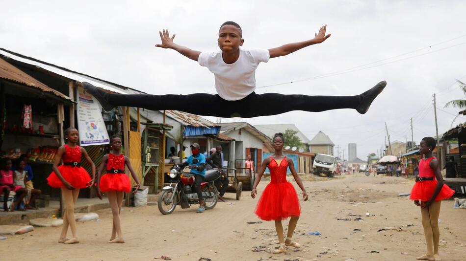 Nigerianischer Balletttänzer bekommt Stipendium in den USA