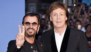 Ringo Starr und Paul McCartney bei einer Londoner Filmpremiere.