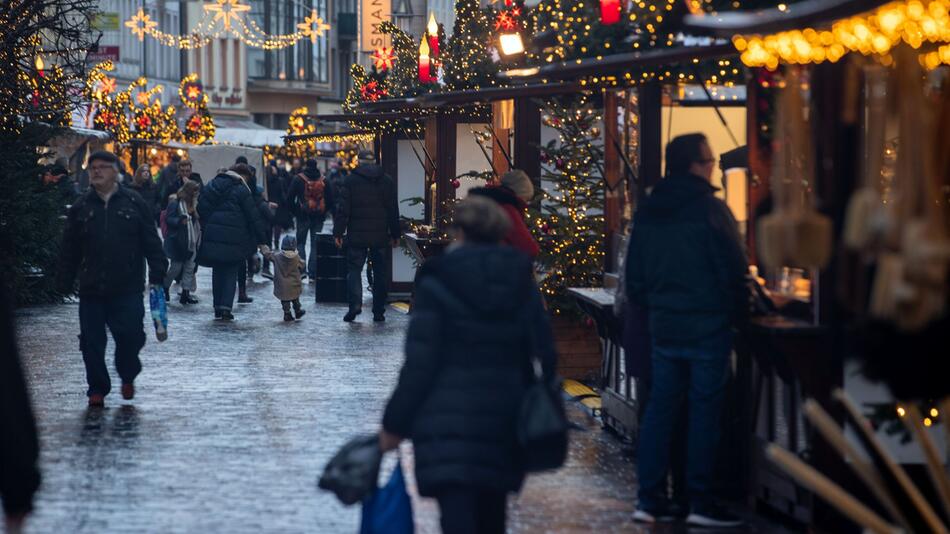 Neue 2G-plus-Regeln für Weihnachtsmarkt